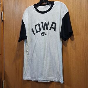 Iowa Hawkeyes XL Pro Edge short sleeve Tee shirt